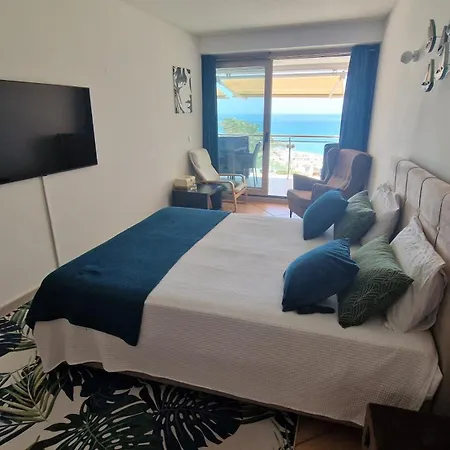 Ferias- Da California, * Sesimbra